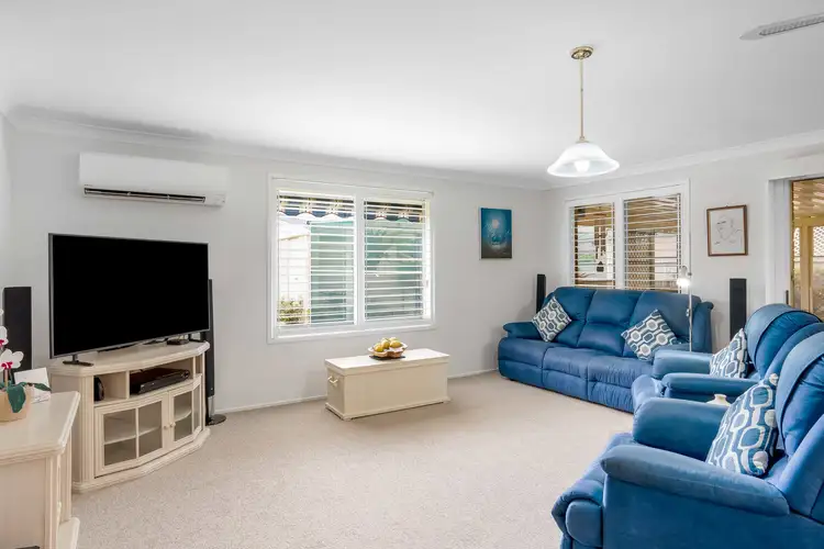 Fifth view of Homely house listing, 6 Lisa Place, Rutherford NSW 2320