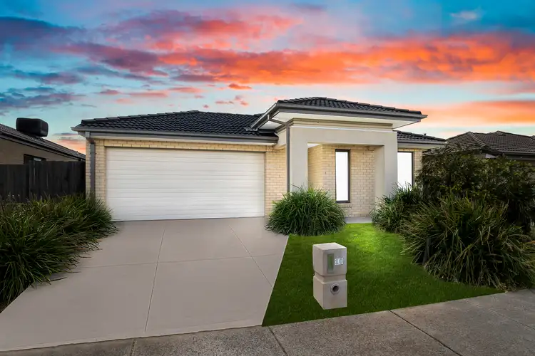 10 Hiddick Road, Point Cook VIC 3030