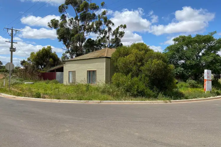 Second view of Homely house listing, 471 Paschendale Avenue, Merbein VIC 3505