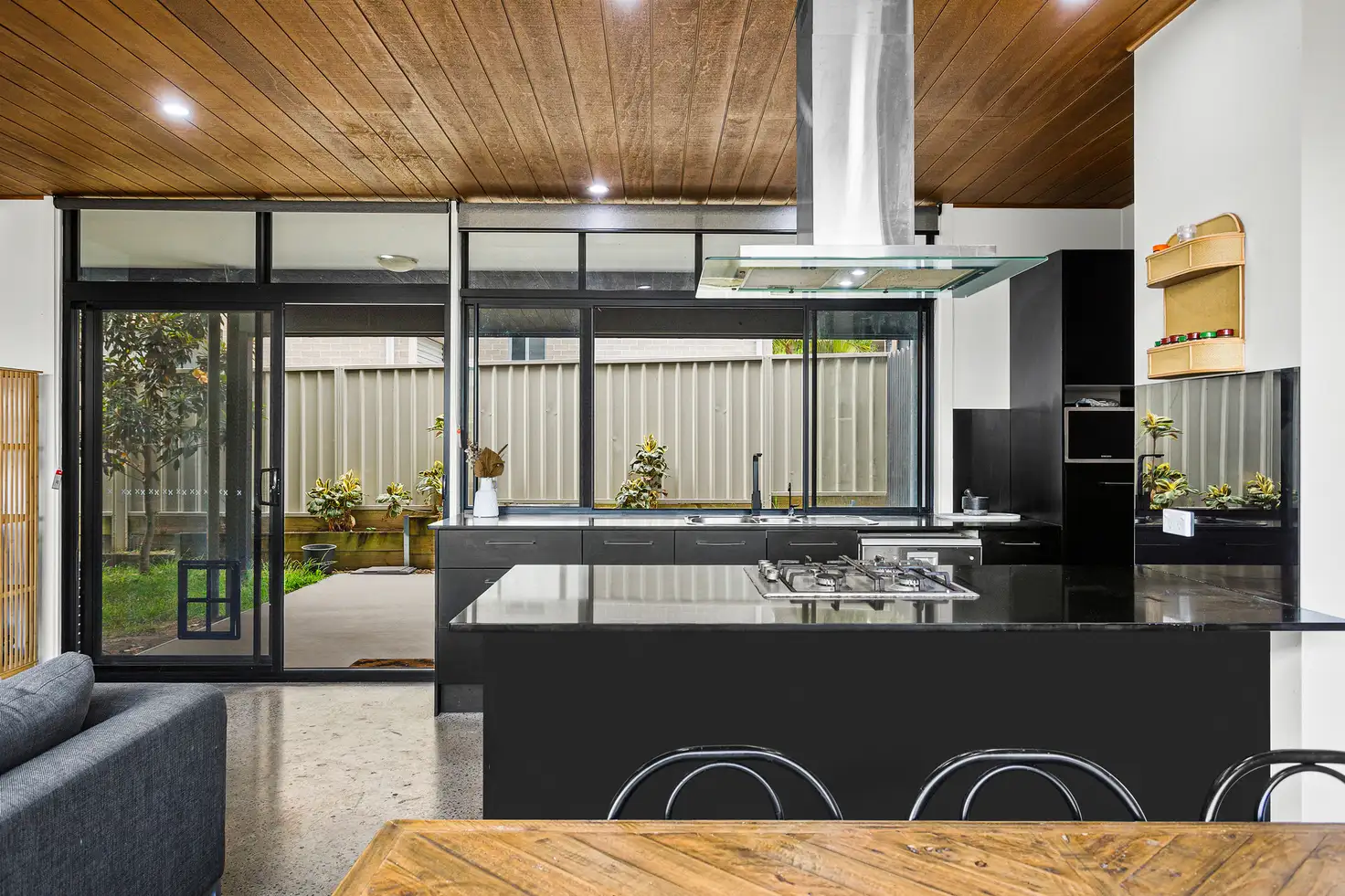 Main view of Homely townhouse listing, 2/3 Reid Street, Shellharbour NSW 2529