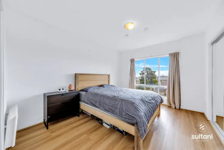 Fifth view of Homely apartment listing, 17/3-5 Hutton Street, Dandenong VIC 3175