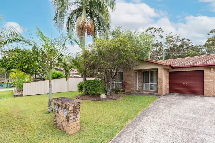 1/17 Liam Court, Labrador QLD 4215