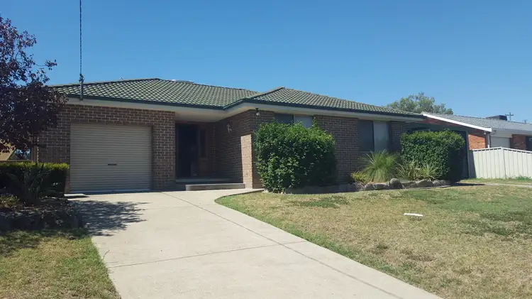 7 Willow Park Drive, Kootingal NSW 2352