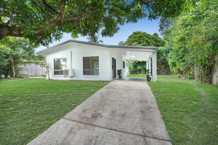 9 Melinga Close, Caravonica QLD 4878