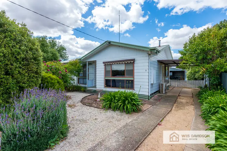 8 Lewis Street, Horsham VIC 3400