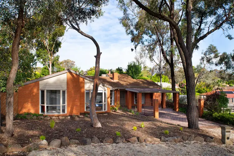 156 Harley Street, Strathdale VIC 3550