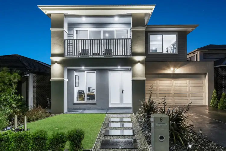 8 Kakadu Street, Clyde North VIC 3978