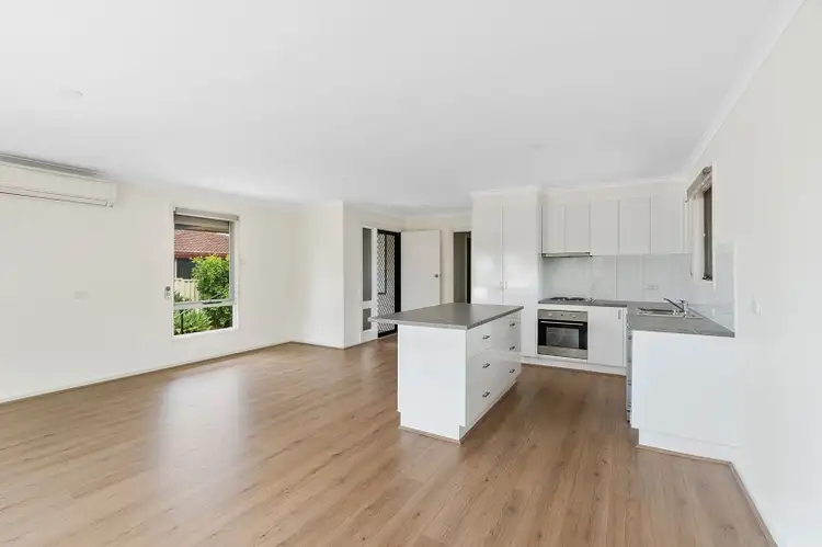 17 Don Elliott Drive