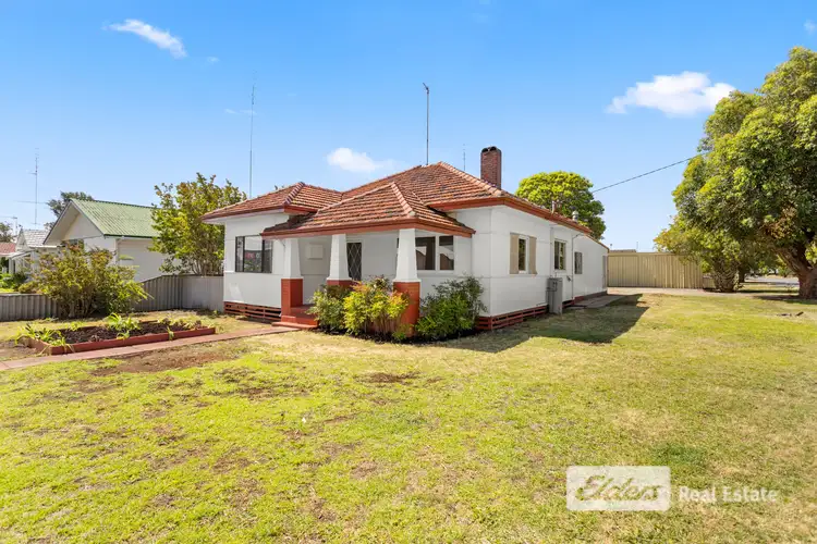 32 Uduc Road, Harvey WA 6220