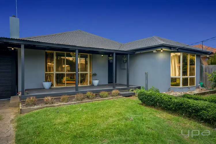 21 Elizabeth Avenue, Werribee VIC 3030