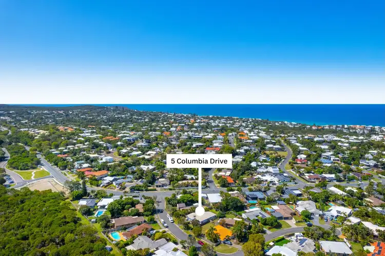5 Columbia Drive, Sunrise Beach QLD 4567
