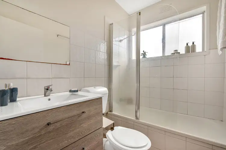 Fifth view of Homely apartment listing, 6/13 Hopetoun Avenue, Brunswick West VIC 3055
