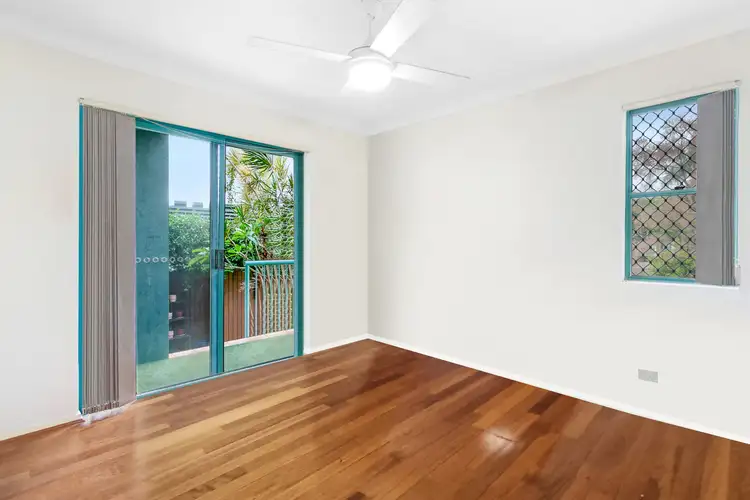 Fourth view of Homely unit listing, 2/17-19 Markeri Street, Mermaid Beach QLD 4218