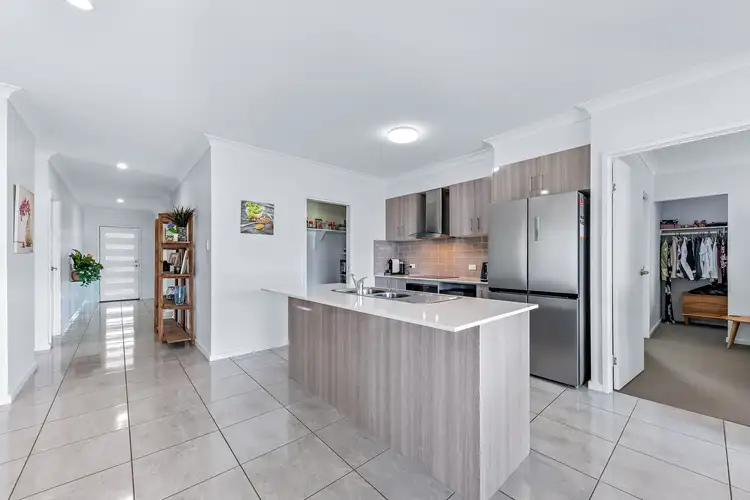 Second view of Homely house listing, 8 Spritsail Crescent, Cannon Valley QLD 4800