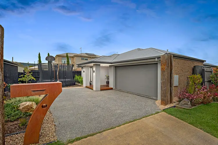 7 Macks Place, Safety Beach VIC 3936