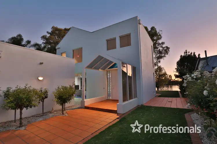 Second view of Homely house listing, 3 Carramar Drive, Gol Gol NSW 2738