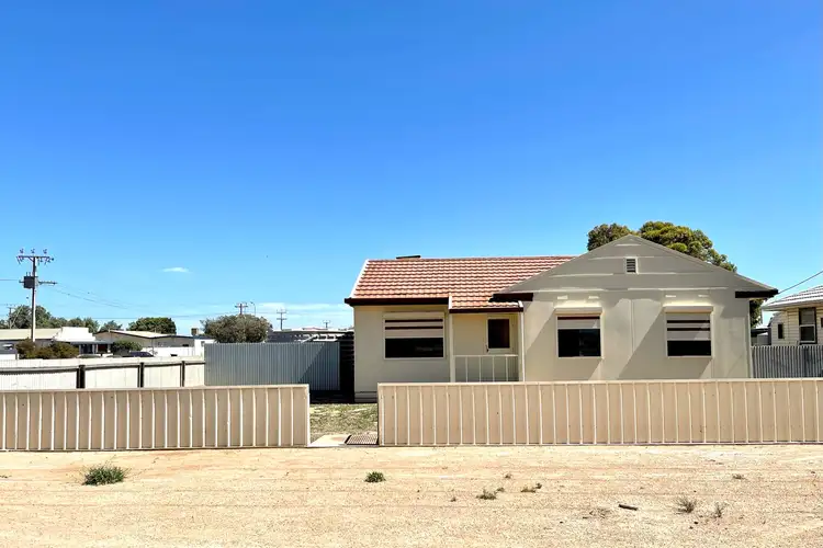 45 Railway Terrace, Thevenard SA 5690