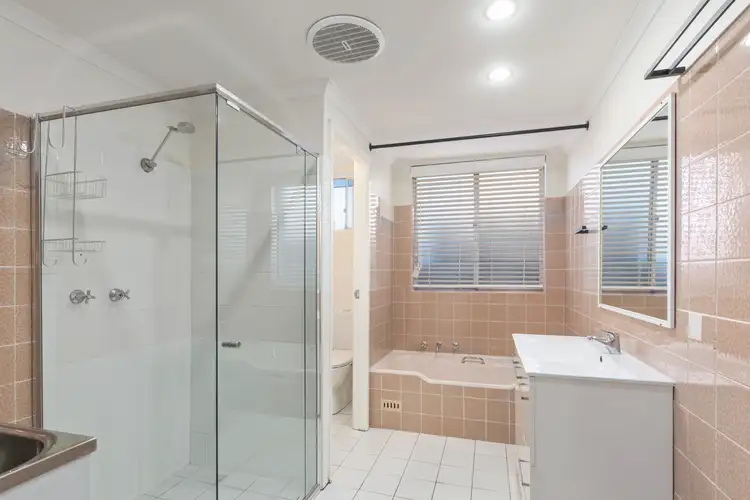 Sixth view of Homely unit listing, 3/83 Balgownie Road, Balgownie NSW 2519