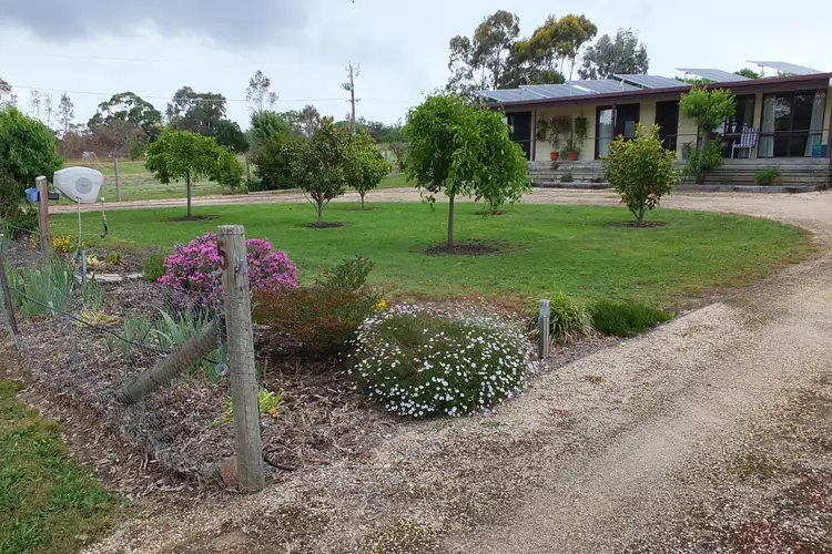 5 Richards Lane, Amphitheatre VIC 3468