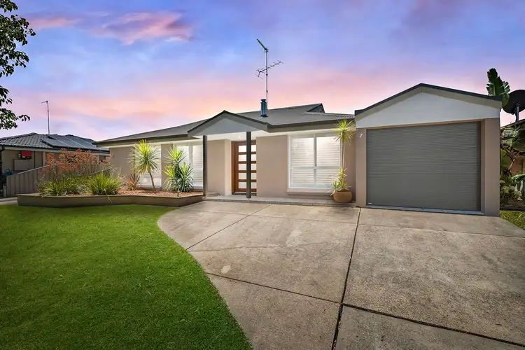 7 Meares Road, Mcgraths Hill NSW 2756