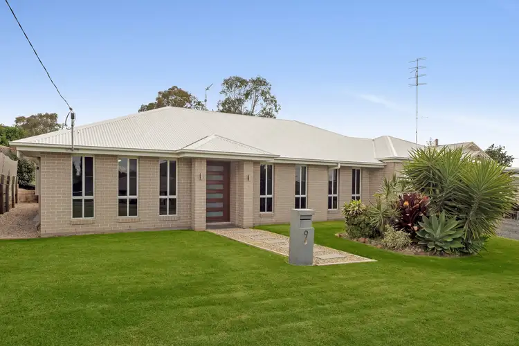 9 Butler Street, Greenmount QLD 4359