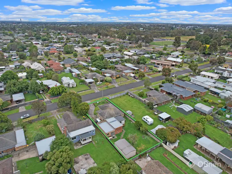 Second view of Homely house listing, 4 Combay Street, Bairnsdale VIC 3875