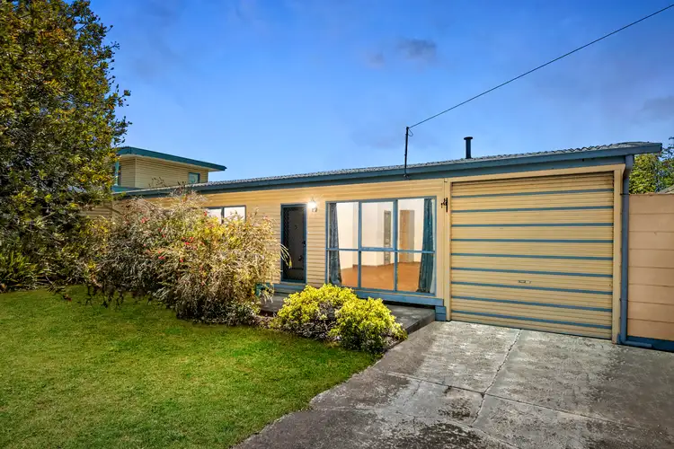 14 Basil Street, Dromana VIC 3936