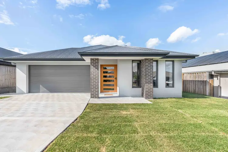 35 Mcglinchey Crescent, Thornton NSW 2322