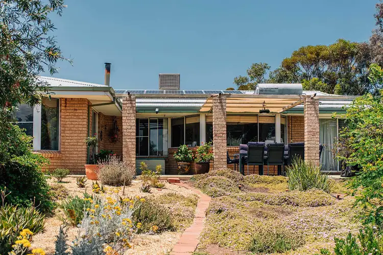 38 Carter Road, York WA 6302