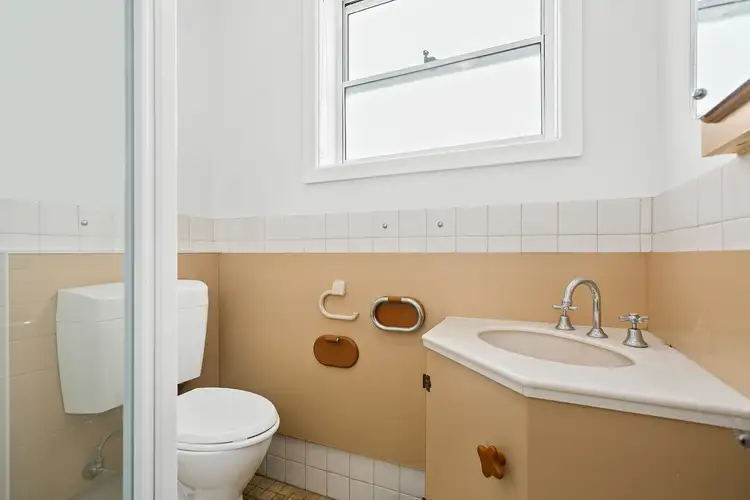 Fourth view of Homely unit listing, 8/33 Reddall Parade, Lake Illawarra NSW 2528