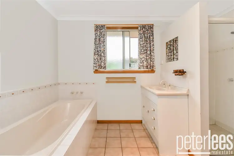 Fifth view of Homely unit listing, 2/67 Northbourne Avenue, Scottsdale TAS 7260