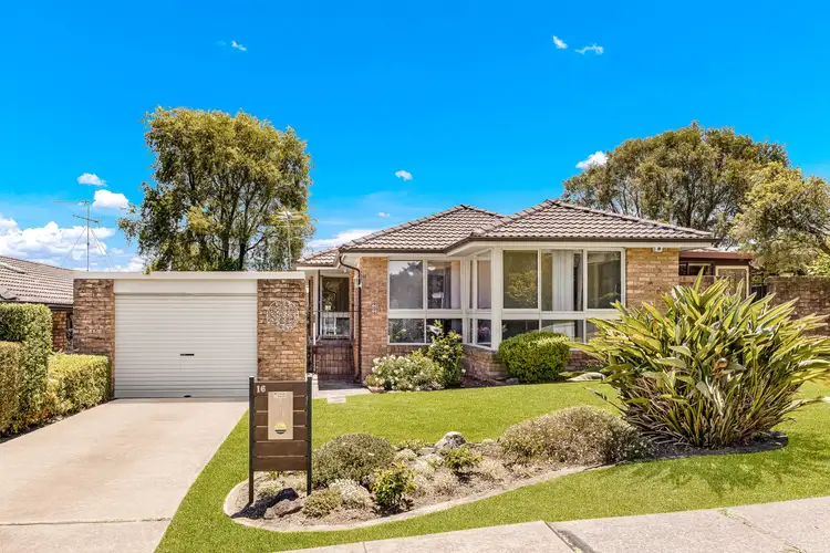 16 Parkinson Street, Kings Langley NSW 2147