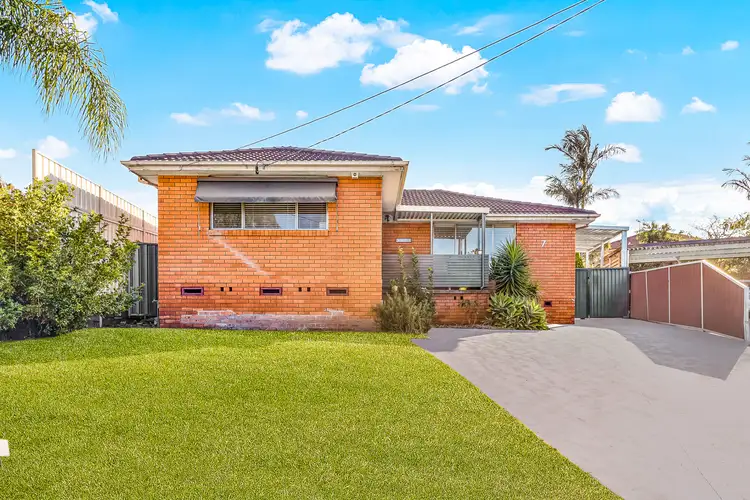 7 Joan Place, Greystanes NSW 2145