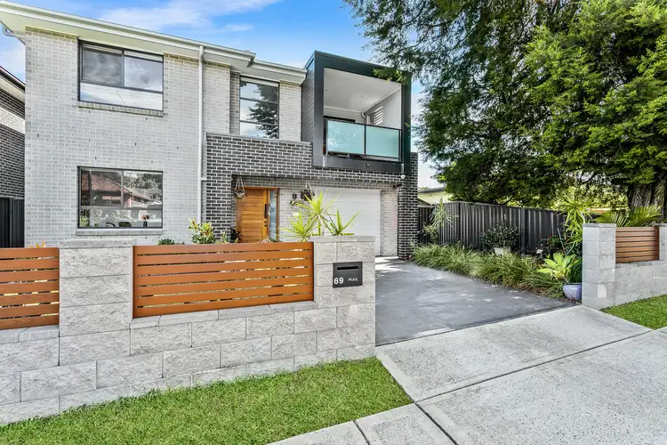 69 Bulli Road, Toongabbie NSW 2146
