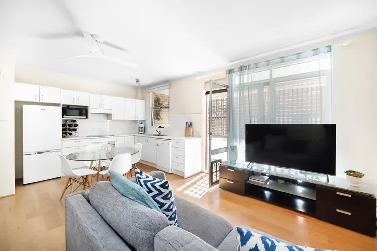 Fifth view of Homely unit listing, 17/105 Pacific Parade, Dee Why NSW 2099
