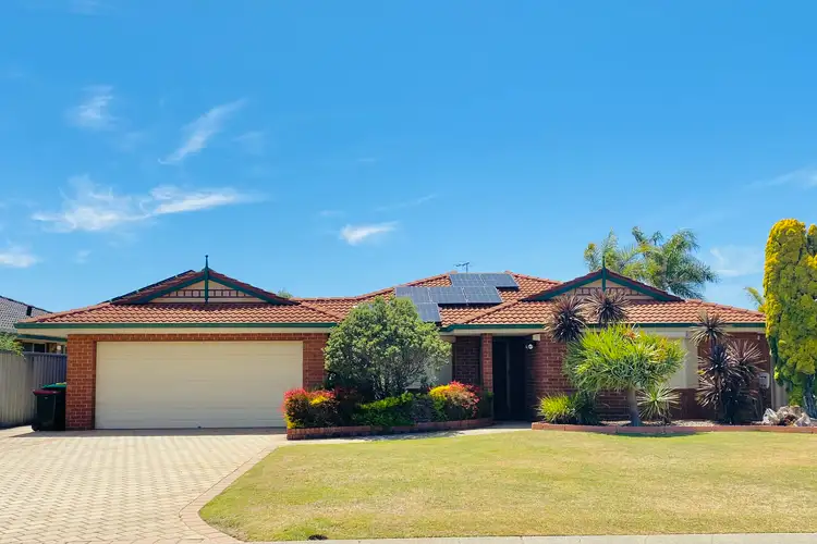 18 Mirror Cove, Waikiki WA 6169