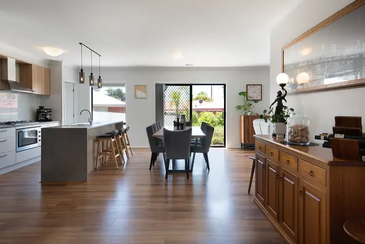 Sixth view of Homely house listing, 2 Lovero Court, Kangaroo Flat VIC 3555