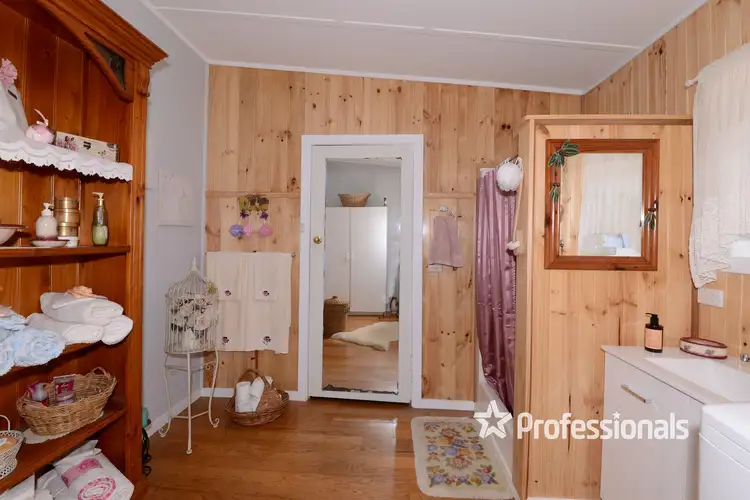 Sixth view of Homely house listing, 1 Yarra Street, Powelltown VIC 3797
