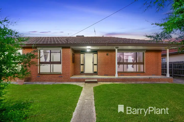 72 Avondale Avenue, St Albans VIC 3021