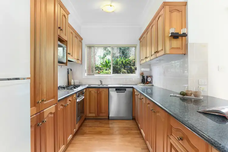 Third view of Homely villa listing, 6/17 Bellevue Road, Figtree NSW 2525