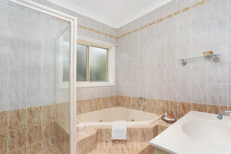 Fifth view of Homely villa listing, 6/17 Bellevue Road, Figtree NSW 2525