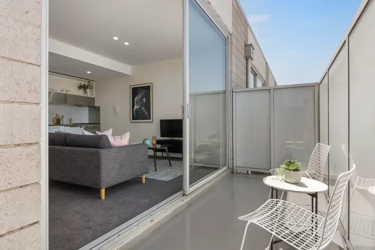 Second view of Homely apartment listing, 33/4 Victoria Street, Windsor VIC 3181