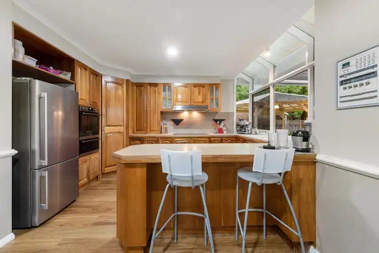 Fifth view of Homely house listing, 9 Rodmar Close, Hillside VIC 3037