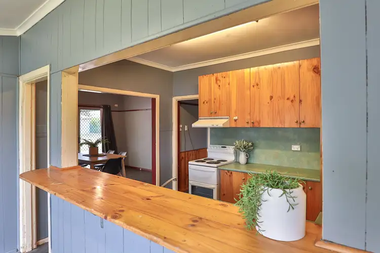 Fifth view of Homely house listing, 2 Thirteenth Street, Mildura VIC 3500