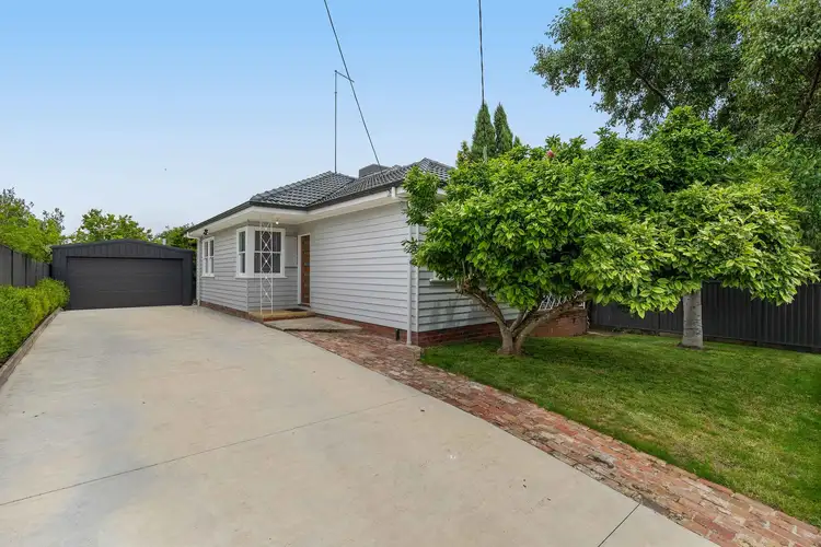 2 Dunlop Street, Mount Pleasant VIC 3350
