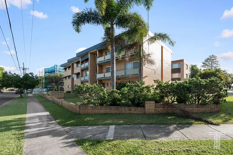 2/36 Burke Street, Coorparoo QLD 4151