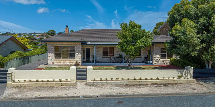 19 Lorraine Avenue, Port Lincoln SA 5606