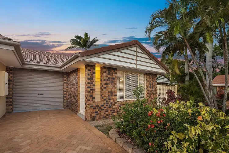 4/17 Meyenberg Court, Norman Gardens QLD 4701