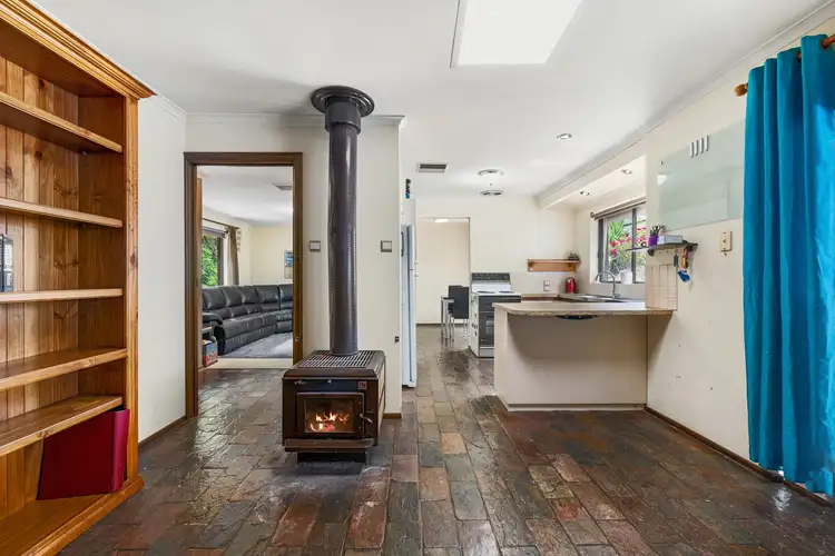 Fifth view of Homely house listing, 8 Seaview Court, Morphett Vale SA 5162