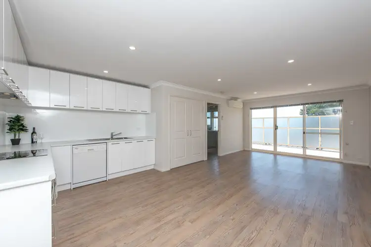 3/70 Gilbertson Road, Kardinya WA 6163